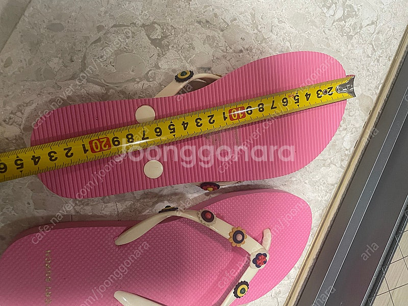 (새상품)토리버치 쪼리샌들 7사이즈 (235-240)--4