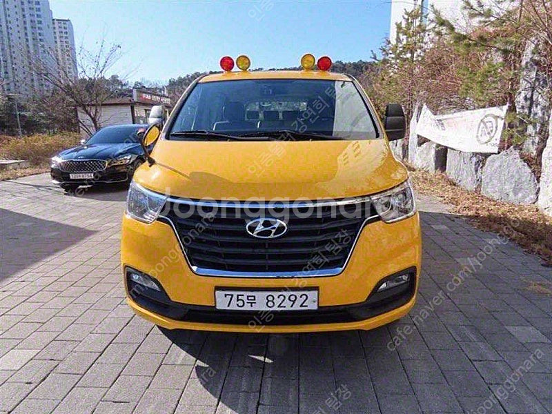 어린이보호차량 더 뉴 그랜드 스타렉스 중고차 2021년...--0