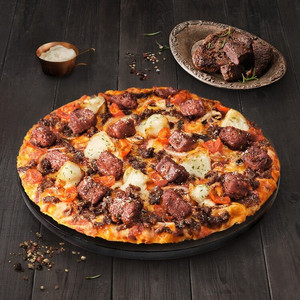 도미노피자 12종류 / bhc뿌링클 맛초킹 후라이드 콰삭킹 치킨 골드킹 / 교촌치킨 허니콤보 레드콤보 반반콤보, 레허반반/ BBQ 황금올리브 네네치킨 반반 고추바사삭 순살