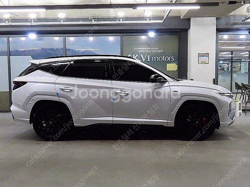 흰색 투싼 중고 NX4 투싼 중고차 가솔린 1.6 터보...--8
