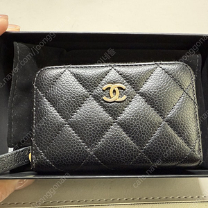 샤넬 클래식 지퍼 동전지갑