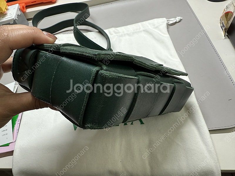 보테가베네타 카세트백 딥그린--2