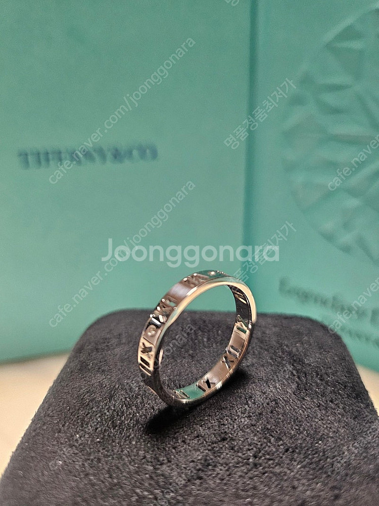 티파니 아틀라스 링 18K 화이트골드상태조음까르띠에--0