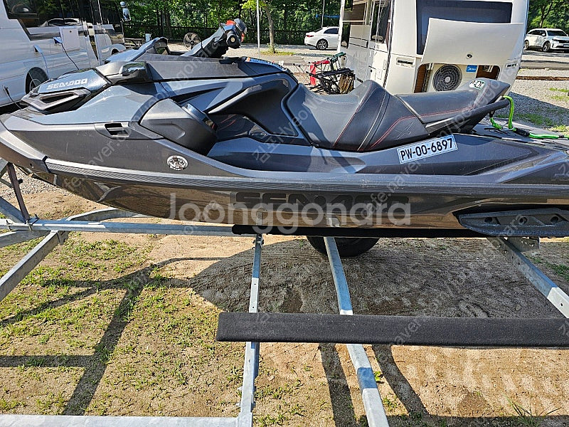 2023년식 씨두 RXT300 3인승 76시간 판매합니...--3