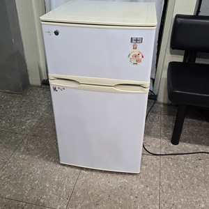 소형냉장고 60000원에 판매해요