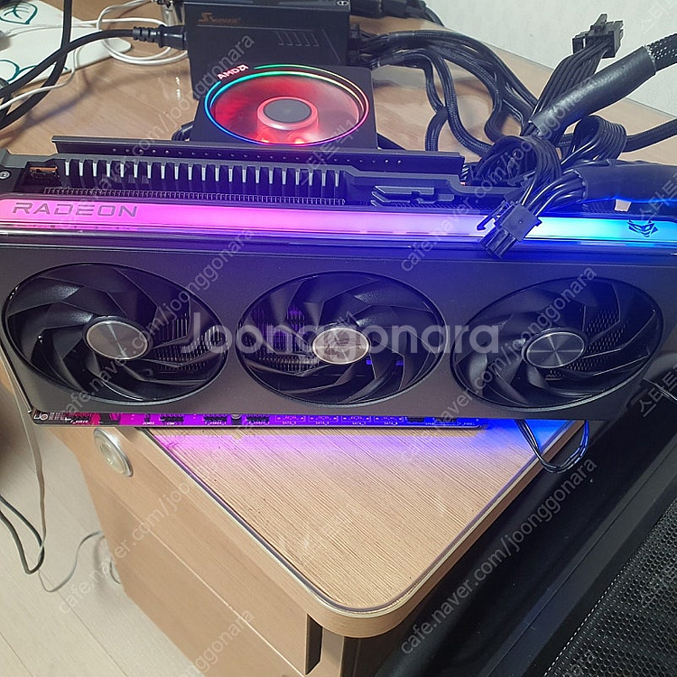 사파이어 라데온 RX 7900 XTX NITRO+ Va...--0