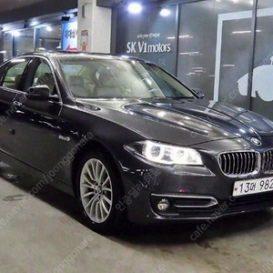 @15년식 5시리즈(6세대) 520d xDrive 럭셔리라인 플러스 전국최저가격저신용전액할부최대72개월현금카드리스할부저렴하고 가성비 있는 차량