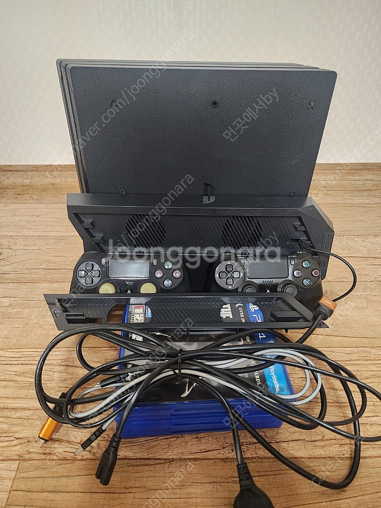 ps4 pro 1테라 7218 , 거치대겸 쿨러 set--3