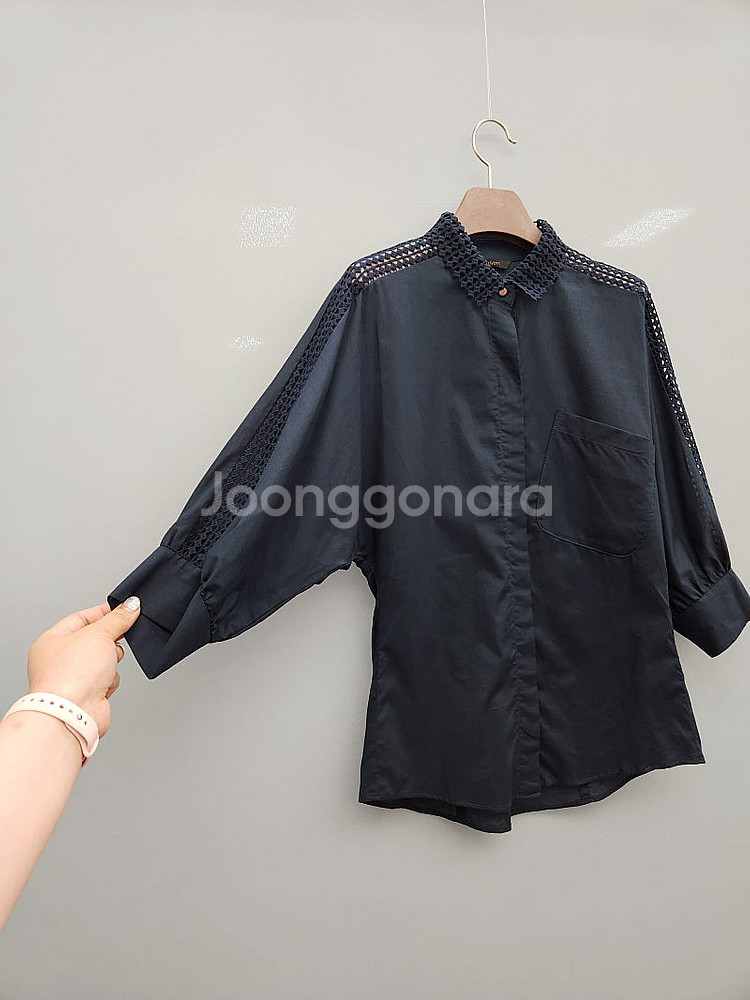 지고트 블랙 펀칭 카라 셔츠 블라우스/한섬 타임 마인 ...--1