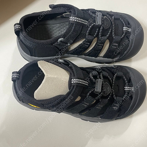 킨 뉴포트 H2 키즈 샌들 블랙 185 사이즈 새상품 입니다
