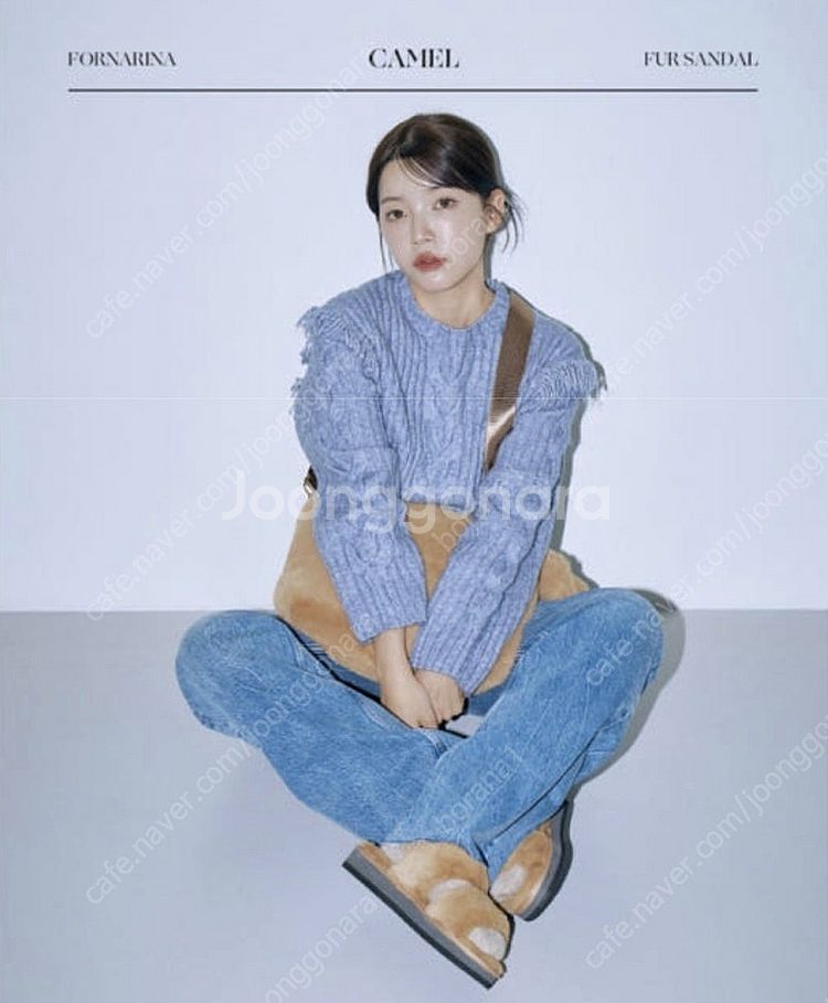 (새상품) 포나리나 퍼 스트랩 샌들 사이즈 245~25...--7