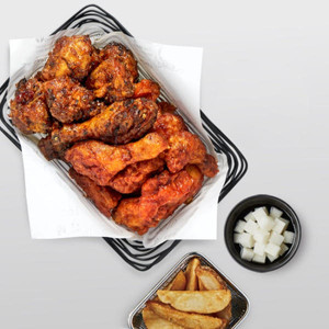 (허니콤보, 레드콤보, 반반콤보, 마늘간장) 교촌치킨 / BHC 뿌링클 맛초킹 후라이드 골드킹/ 도미노피자/ 네네치킨 / 굽네 고추바사삭 / 도미노피자 /황금올리브 닭다리