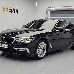 @20년식 5시리즈(7세대) 530i 럭셔리 라인플러스 전국최저가격저신용전액할부최대72개월현금카드리스할부저렴하고 가성비 있는 차량