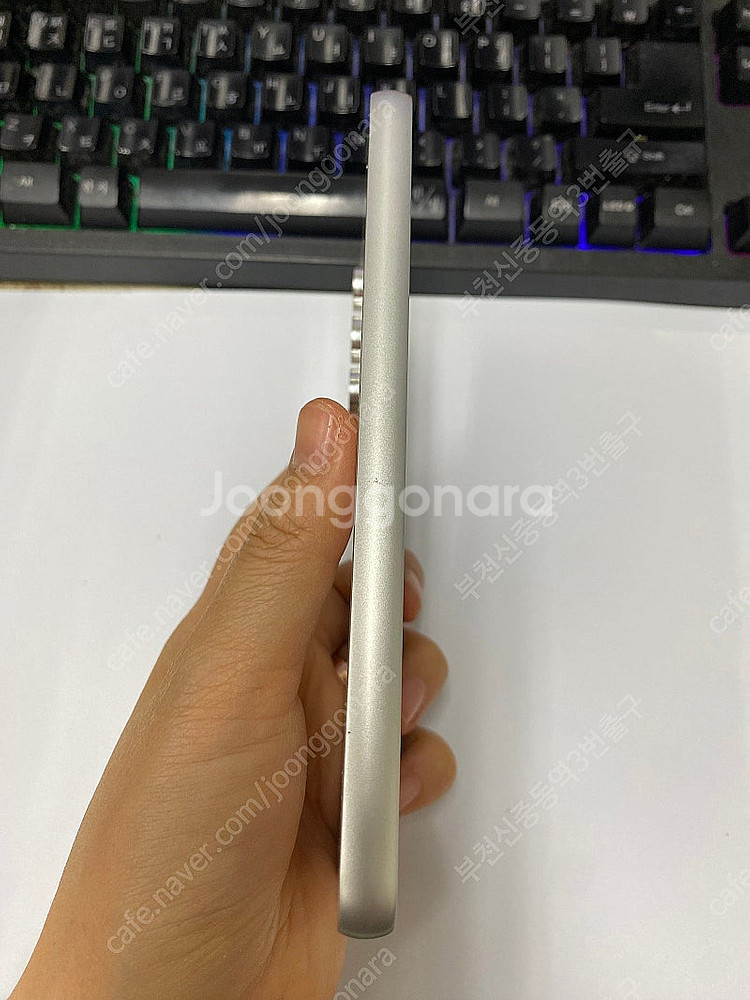 205729 SK 갤럭시퀀텀4 화이트 AA급 128GB...--4