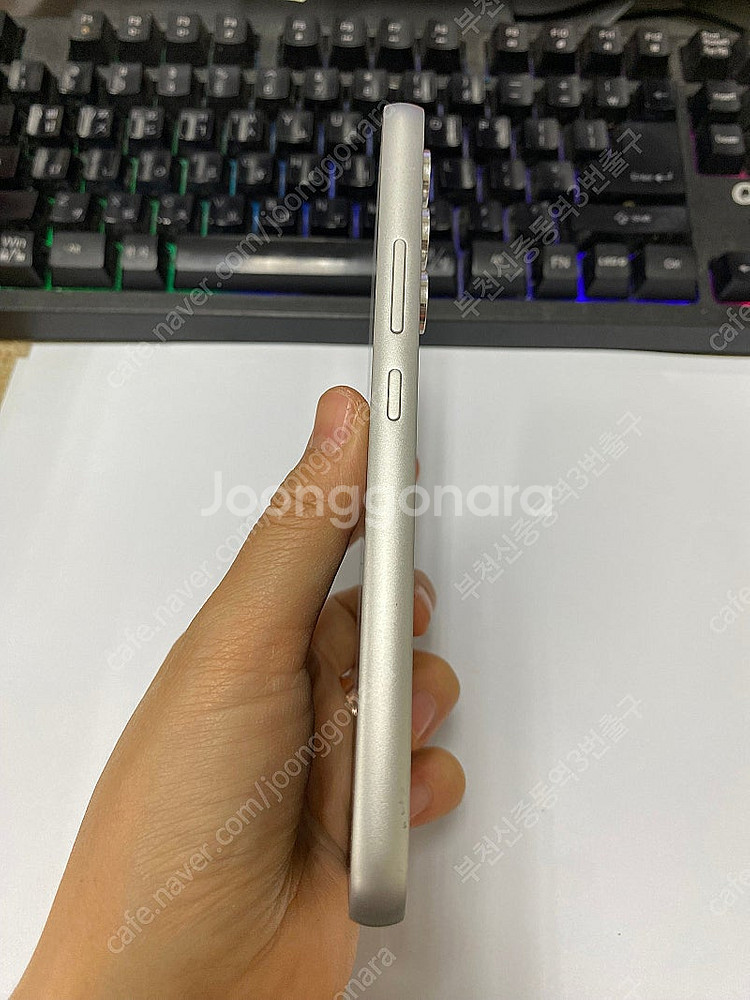 205729 SK 갤럭시퀀텀4 화이트 AA급 128GB...--5