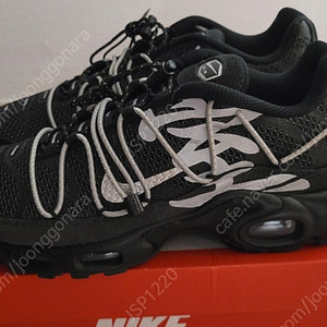 NIKE DARKROOM TN