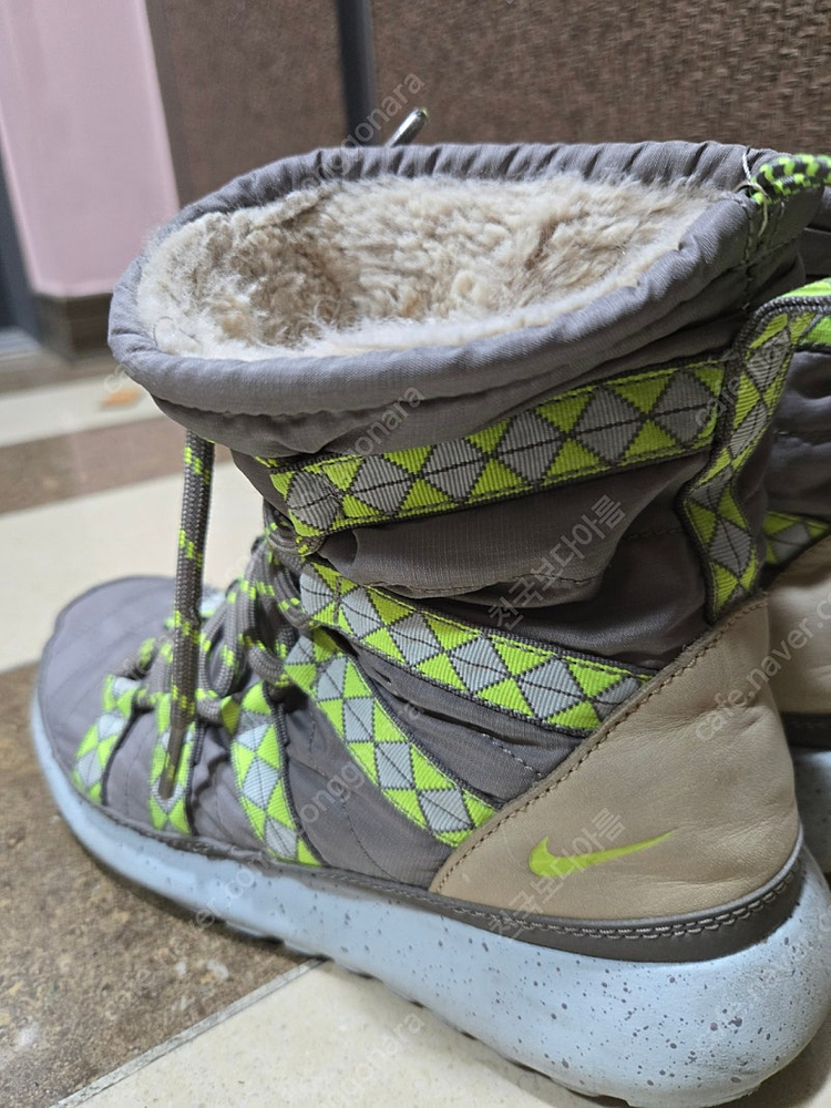 나이키 로쉐런 셰르파 프린트 230--3