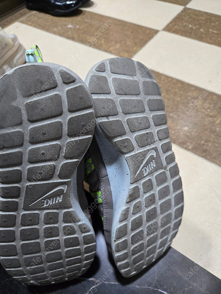 나이키 로쉐런 셰르파 프린트 230--6