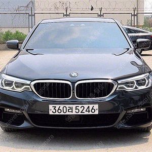 BMW 5시리즈 중고 BMW 520D 중고 5시리즈 중고차 할부 회색 2020년식 520d xDrive M 스포츠 플러스 중고차가격시세