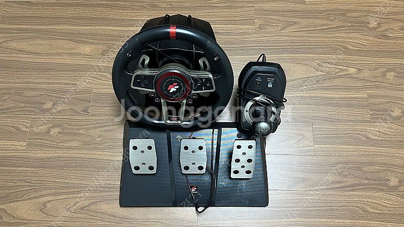 스즈카 레이싱휠 900R 팝니다 / 스위치 PS4 유로...--1