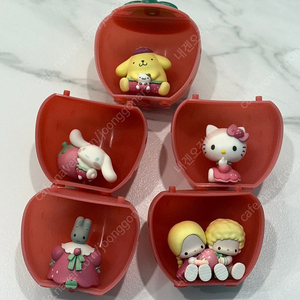 산리오 헬로키티 딸기 프렌즈1 가챠 세트