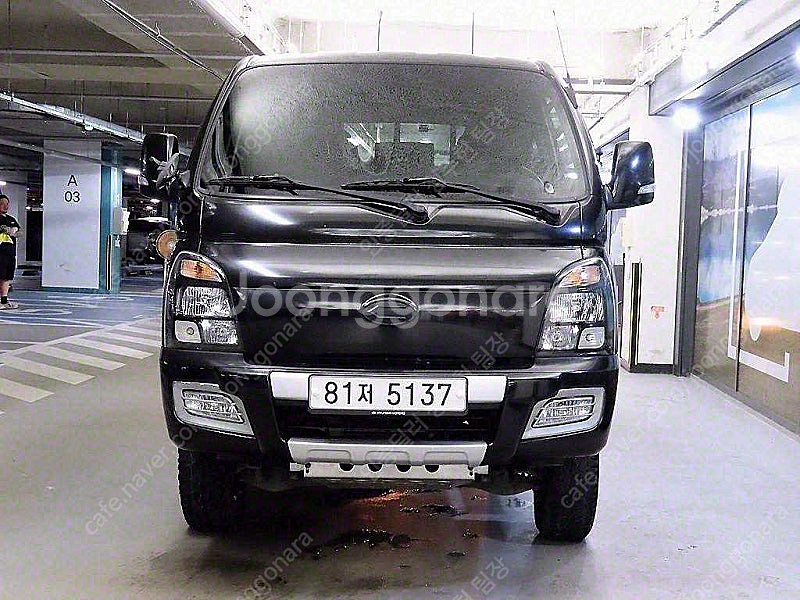 중고트럭매매 검정색 2019년식 41,349km 4WD...--3