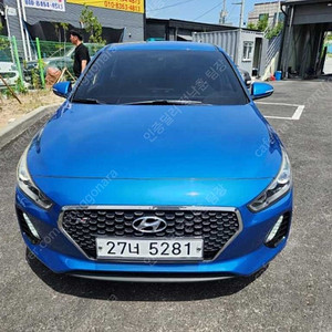현대 i30 중고 i30 2017년식 63,719km 1.6 터보 스포츠 프리미엄 수원중고차