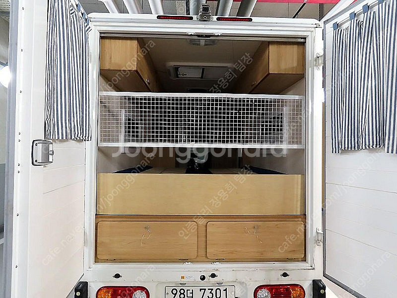 캠핑카 중고 포터2 흰색 2018년식 10,411km ...--6