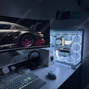 [인천]9800X3D RTX5080 화이트데스크탑+모니터 세트 판매합니다.