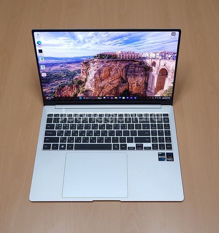 삼성전자 갤럭시북3 프로 NT960XFG-KD72E 노...--0