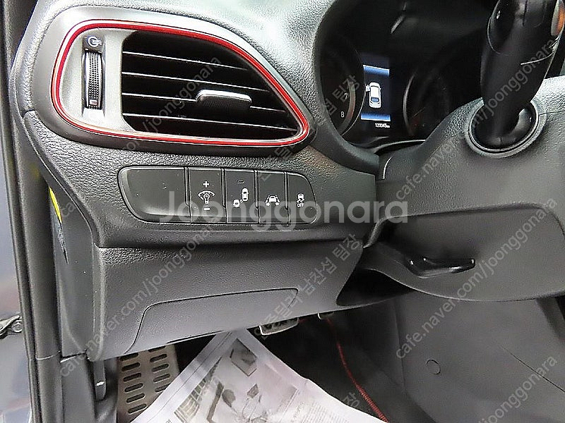 현대 i30 중고 i30 회색 2017년식 1.6 터보...--9