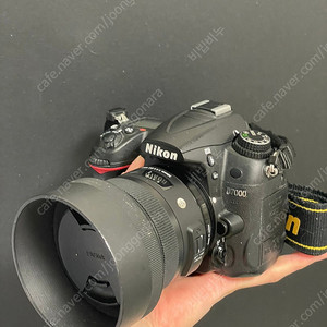 니콘 D7000 + 시그마 30mm F1.4 A (아트 삼식이) 본체 판매합니다 (컷수 1989)