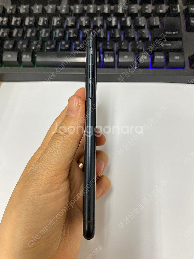 006711 아이폰SE3 미드나잇 외관깔끔 액정SS급 ...--4