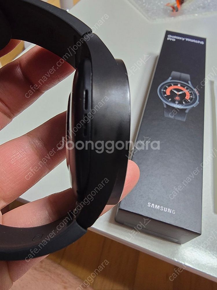 갤럭시 워치 5 45mm LTE(LG U+) 블랙 티타...--2