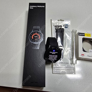 갤럭시 워치 5 45mm LTE(LG U+) 블랙 티타늄 팝니다.