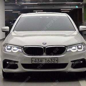BMW 5시리즈 중고 BMW 중고 5시리즈 중고차 할부 흰색 2018년식 87,477km 530i xDrive M 스포츠 중고차 후기