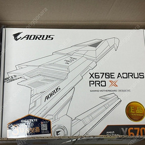 GIGABYTE 기가바이트 X670E AORUS PRO X 화이트 보드 판매합니다.