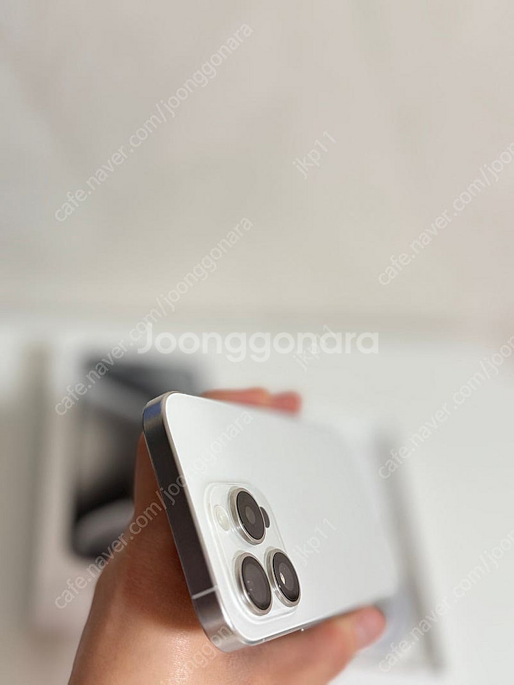 (개인거래) 아이폰15 프로 256G, 화이트(풀박스)...--5
