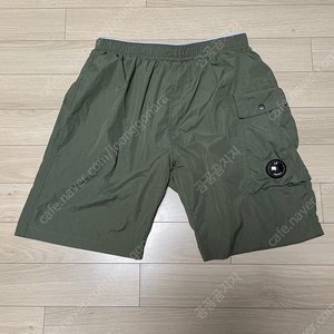 C. P. COMPANY 카키 반바지 36 사이즈 1회 착용 광주광역시