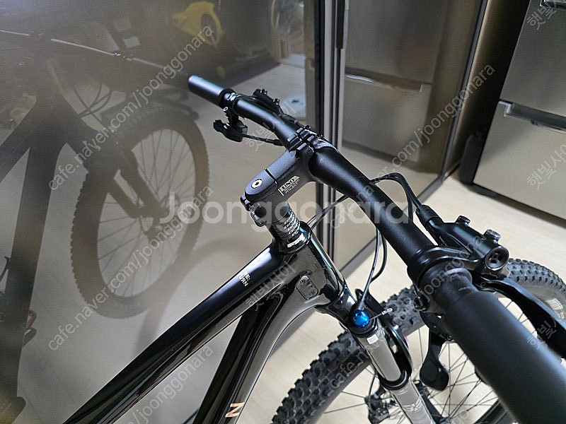 리턴 MTB 29인치 M 카본 자전거 판매합니다--5