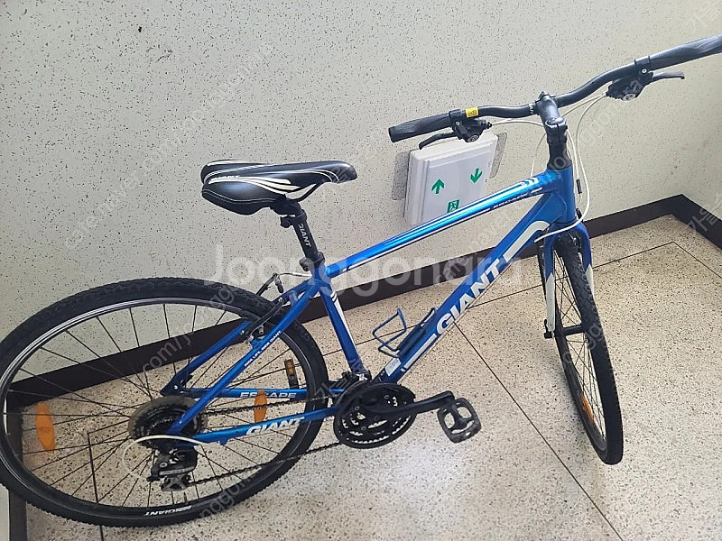 자이언트 이스케이프 3 s 사이즈 700c 21단 하이...--0