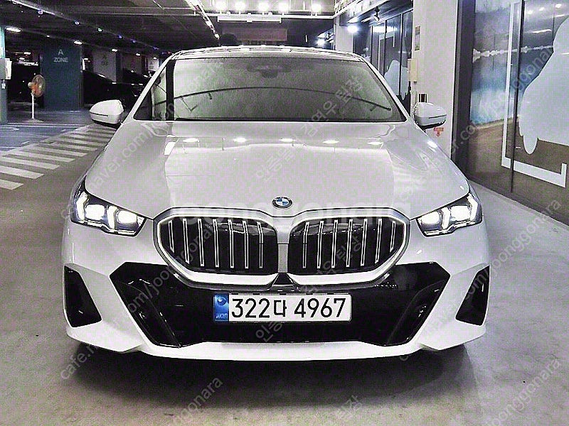 흰색 BMW 5시리즈 중고 BMW 중고 530i xDr...--7