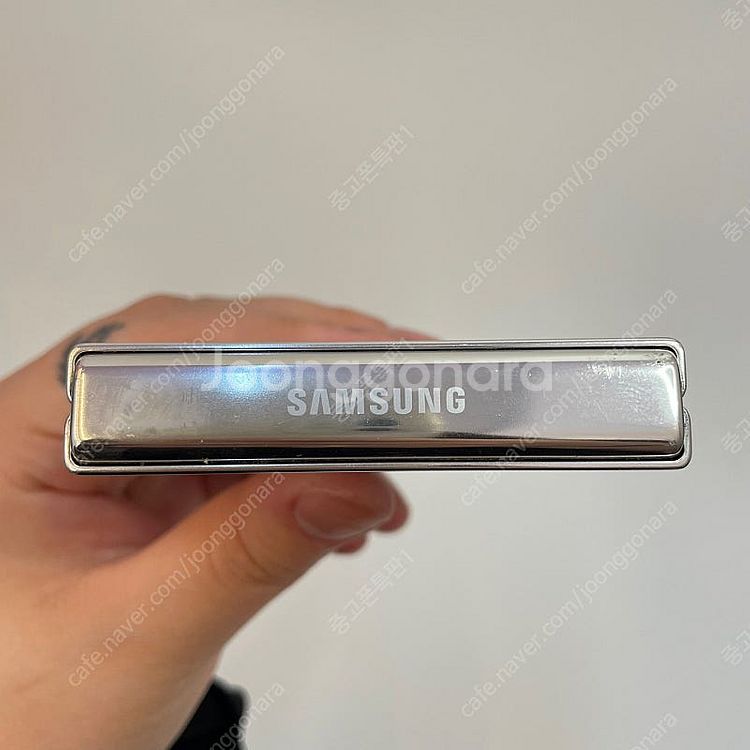 83701(울산중고폰) 갤럭시Z플립5 크림 256GB ...--4