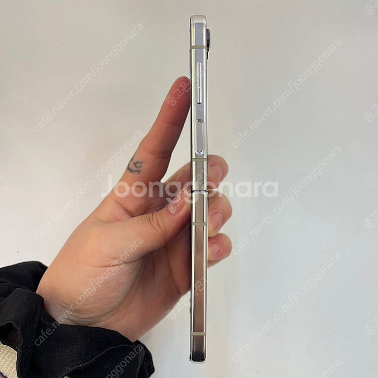 83701(울산중고폰) 갤럭시Z플립5 크림 256GB ...--6