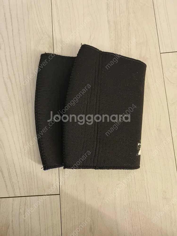 발레오(valeo)팔꿈치 보호대(m) 판매합니다.--0