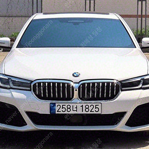 BMW 5시리즈 중고 5시리즈 중고차 bmw 520i 중고 흰색 2023년식 25,183km 520i M 스포츠 중고자동차