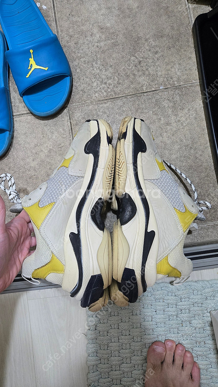 BALENCIAGA 발렌시아가 트리플S 도버 한정판 4...--6
