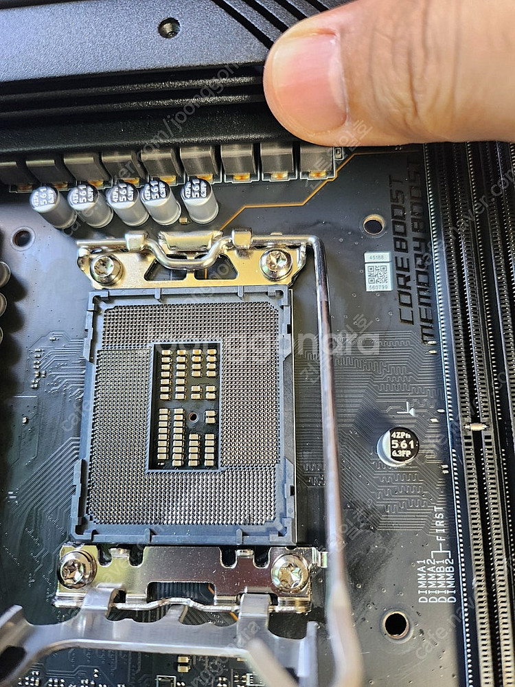 MSI Z790 TOMAHAWK MAX--2