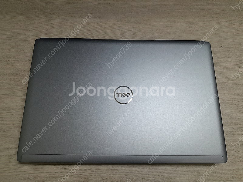 Dell Precision 7750 i9 10885H ...--2