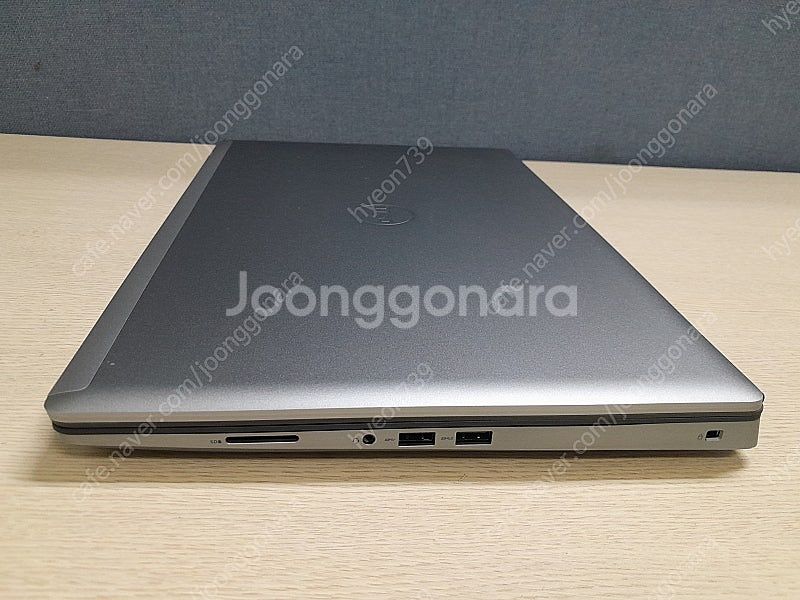Dell Precision 7750 i9 10885H ...--3